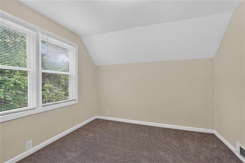 433 OAKLEY Avenue — photo 26