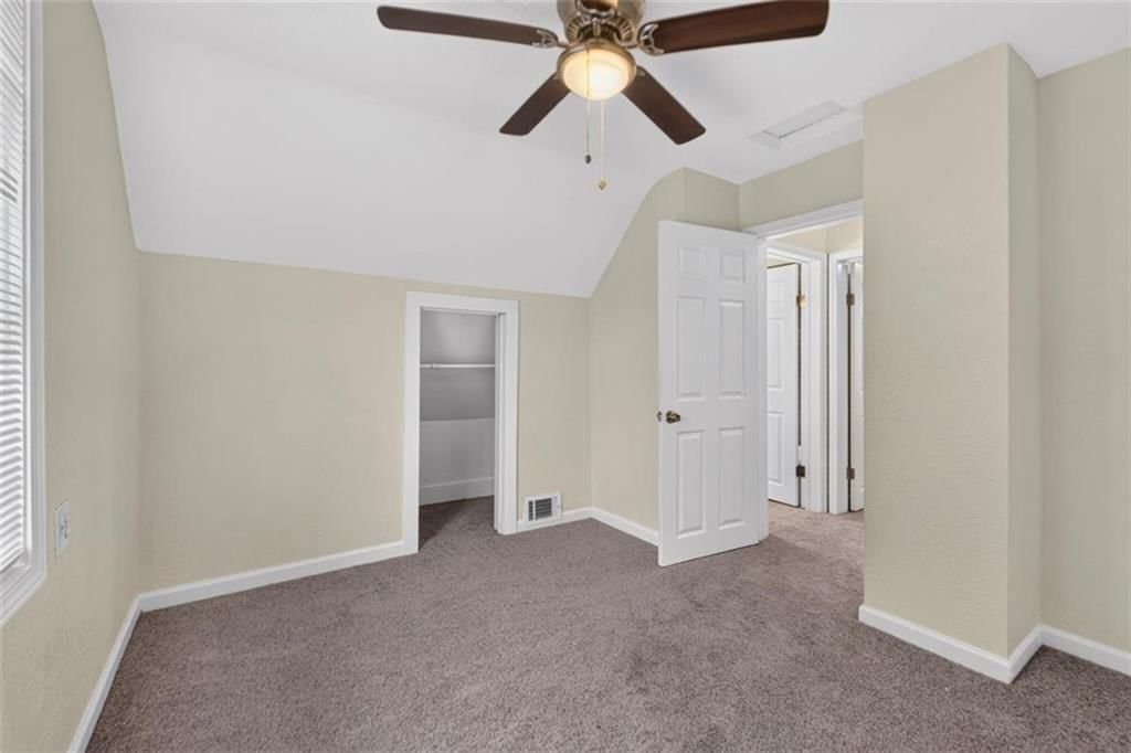 433 OAKLEY Avenue — photo 31