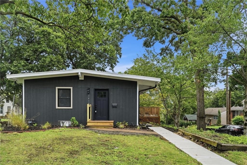 1414 Park Court — photo 30