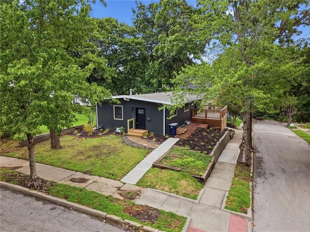 1414 Park Court — photo 33