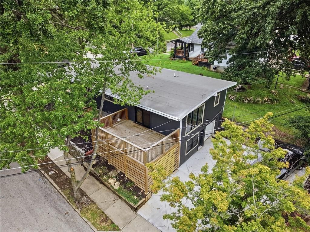 1414 Park Court — photo 34