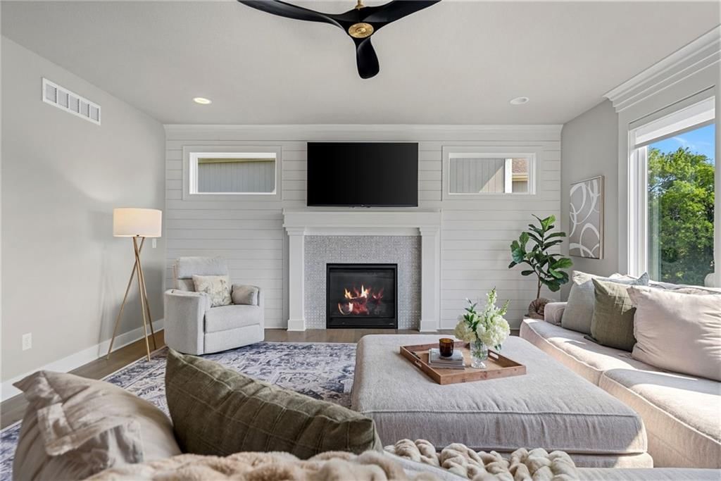 17200 Melrose Street — photo 24