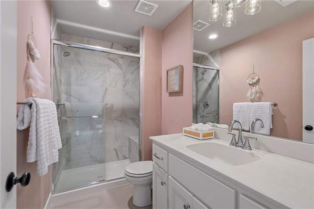 17200 Melrose Street — photo 39