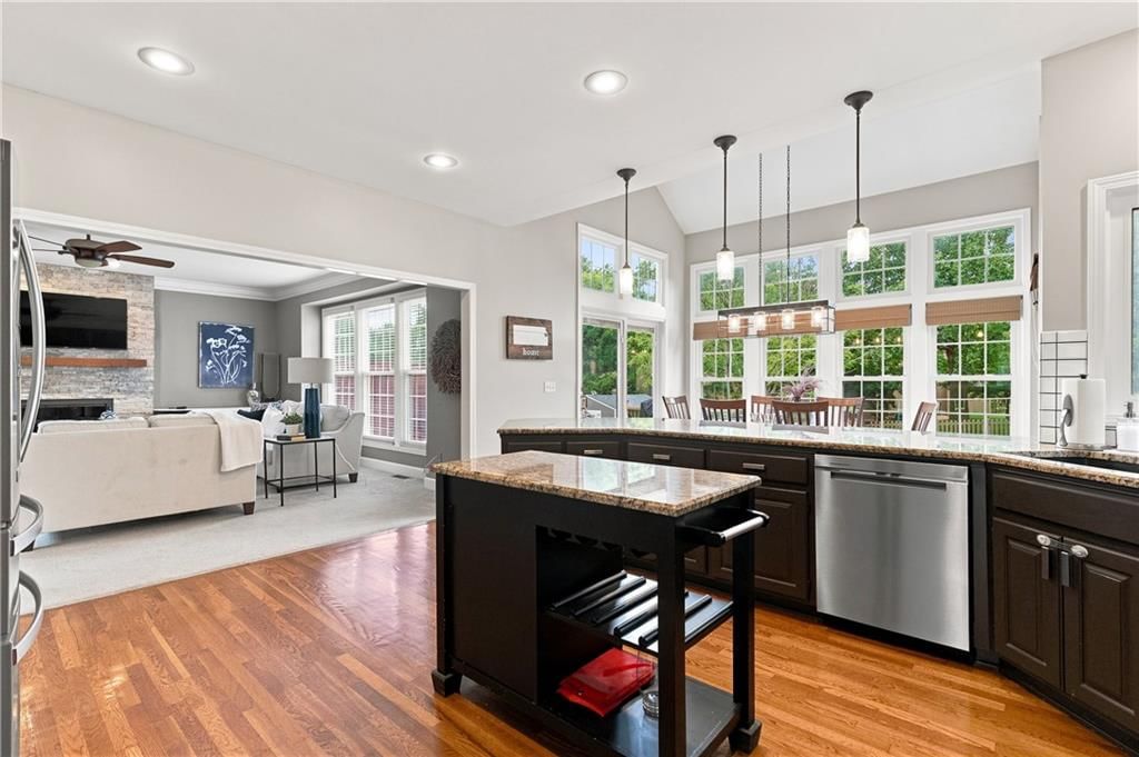 12516 Connell Street — photo 15