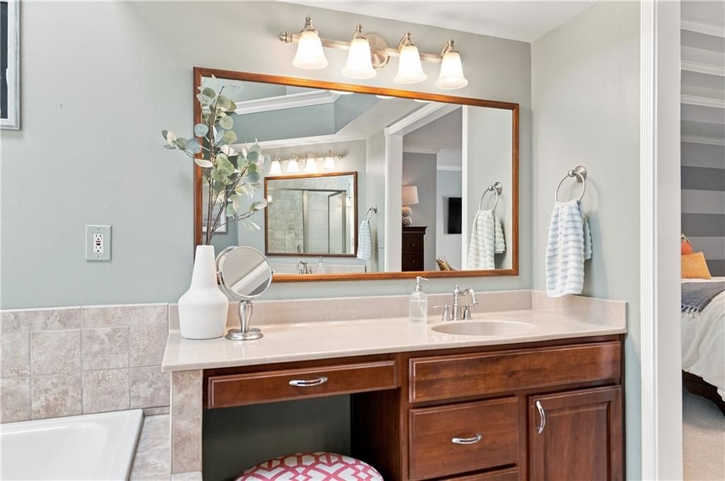 12516 Connell Street — photo 23