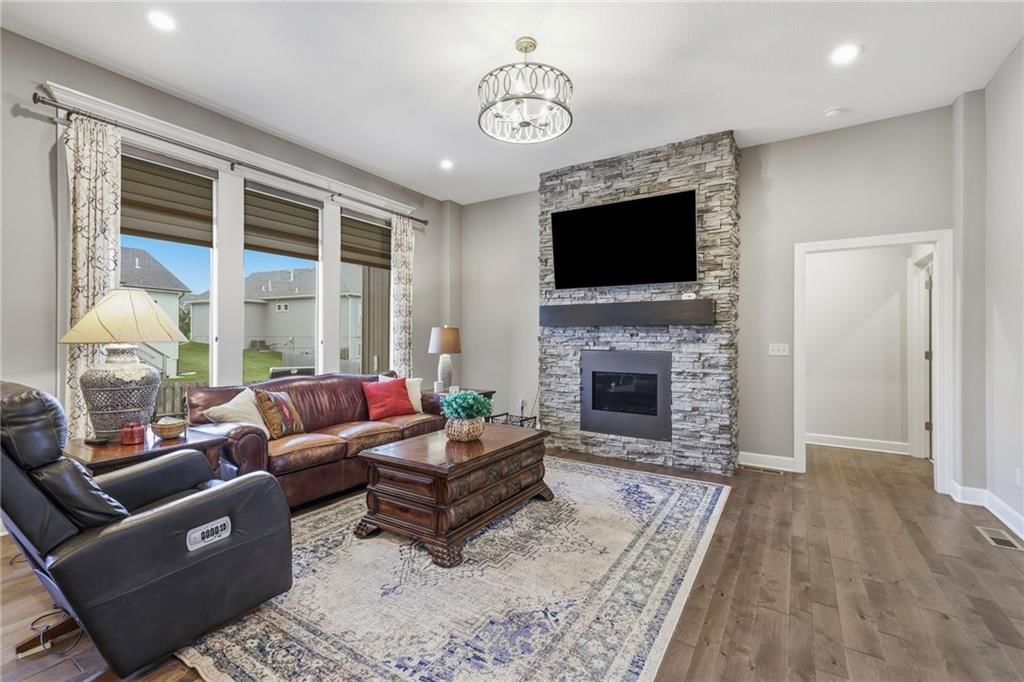 16503 S Parkwood Street — photo 11