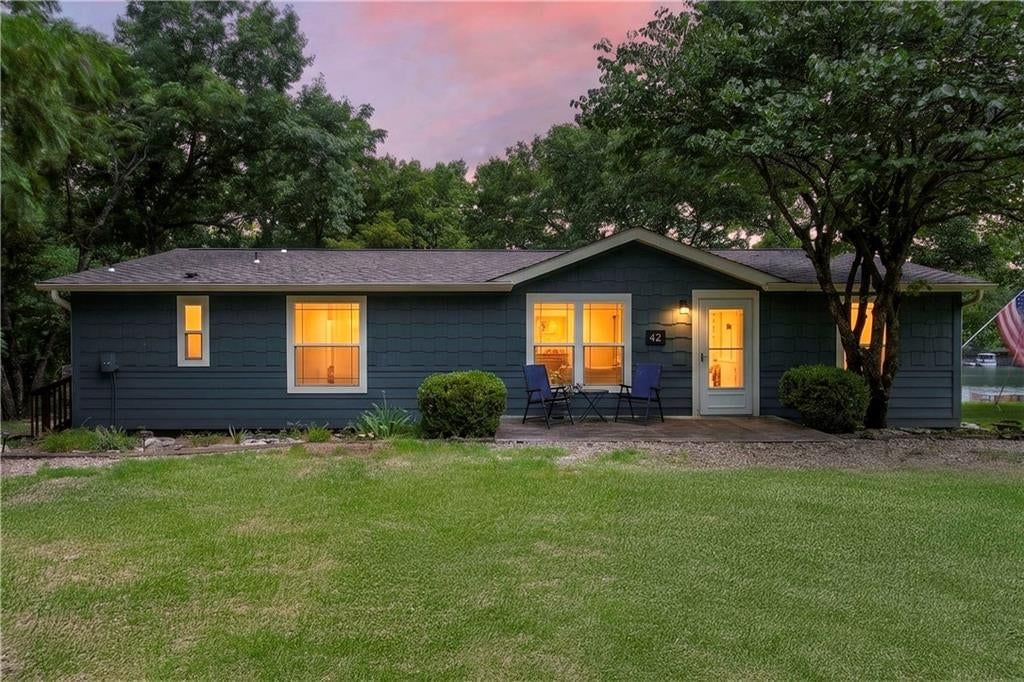 41 & 42 Timber Valley Drive — photo 1