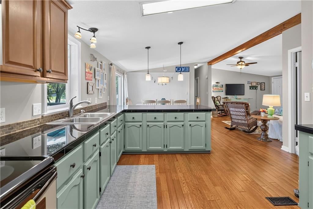 41 & 42 Timber Valley Drive — photo 15