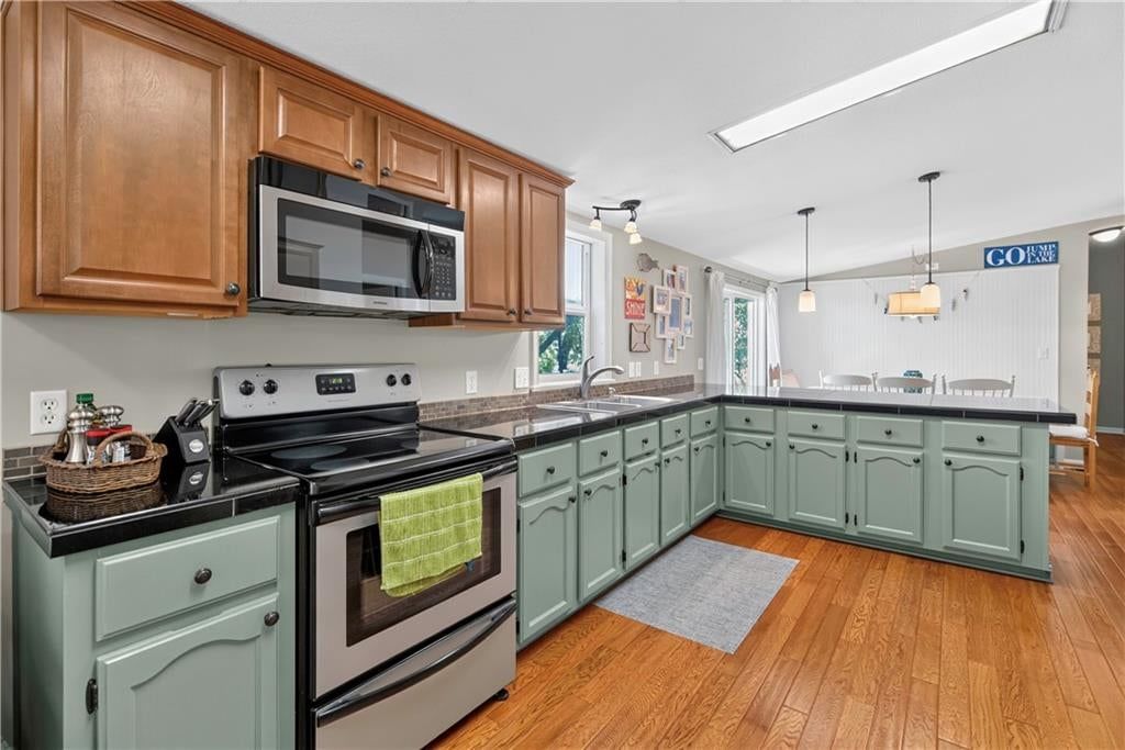 41 & 42 Timber Valley Drive — photo 16