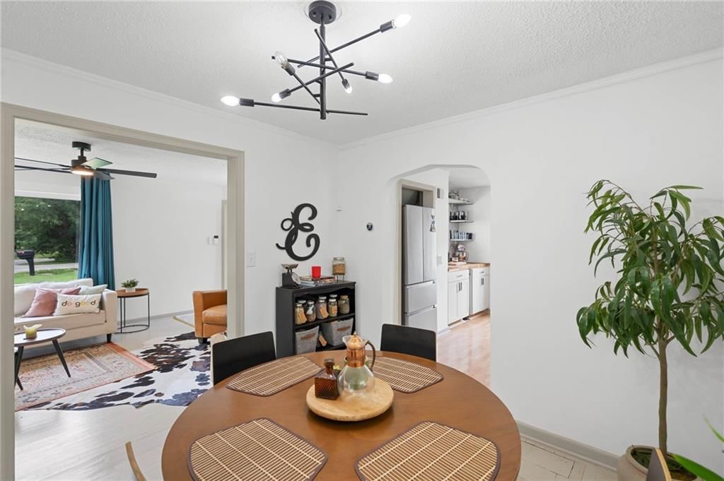 2705 Beverly Circle — photo 8