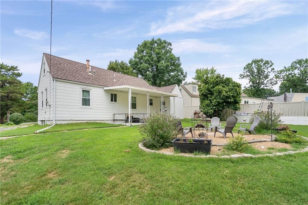 2705 Beverly Circle — photo 29