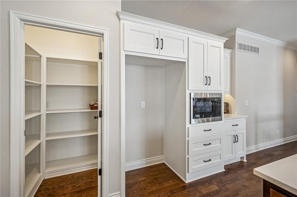 11413 S Waterford Drive — photo 10