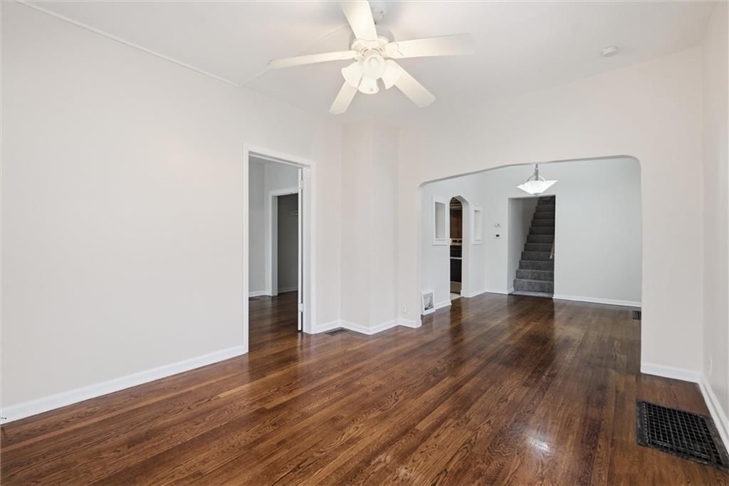 6033 Harrison Street — photo 4