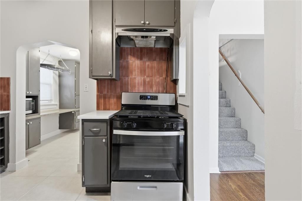 6033 Harrison Street — photo 10