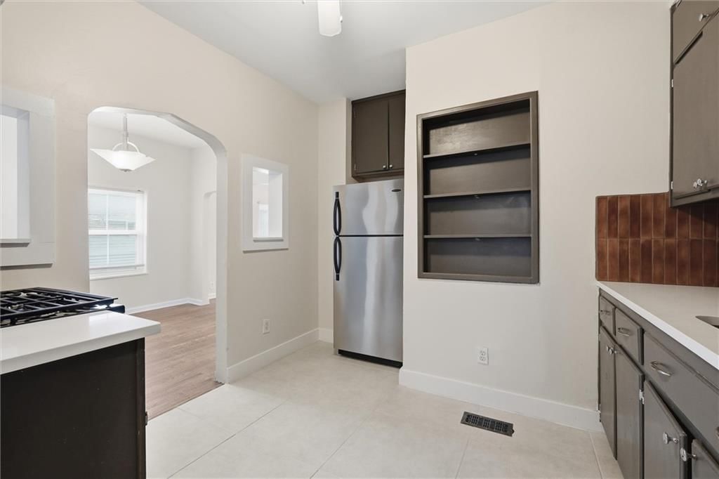 6033 Harrison Street — photo 12