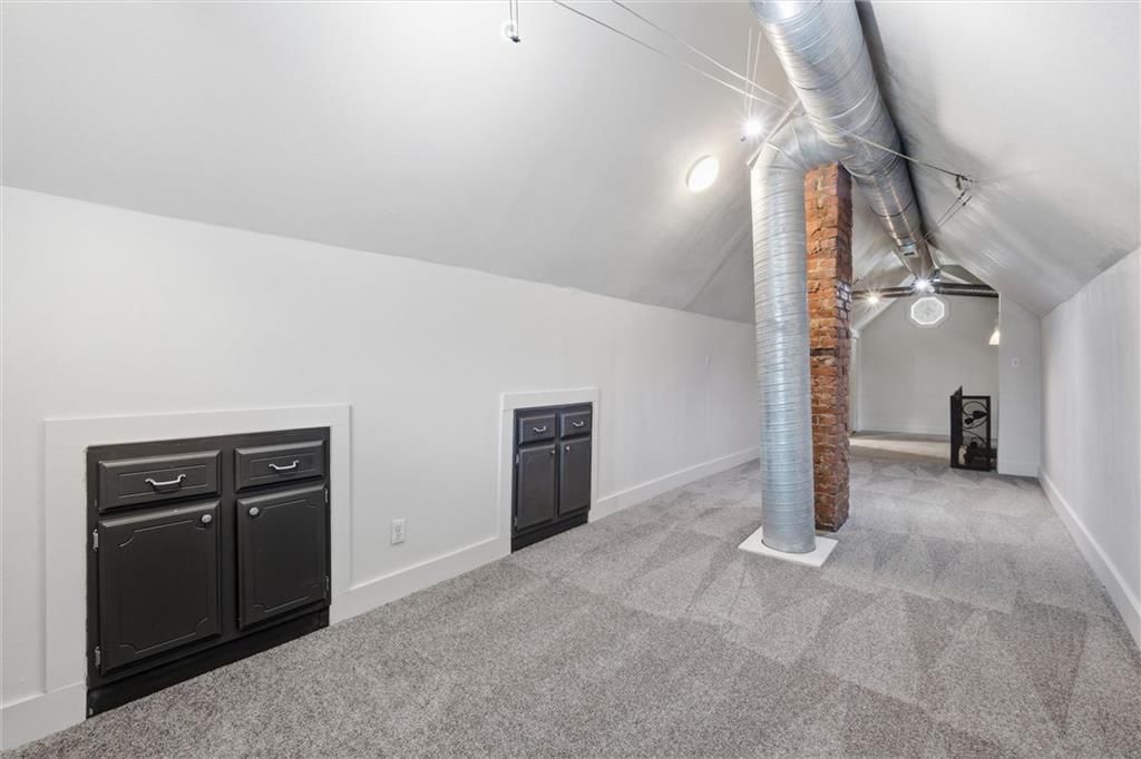 6033 Harrison Street — photo 20