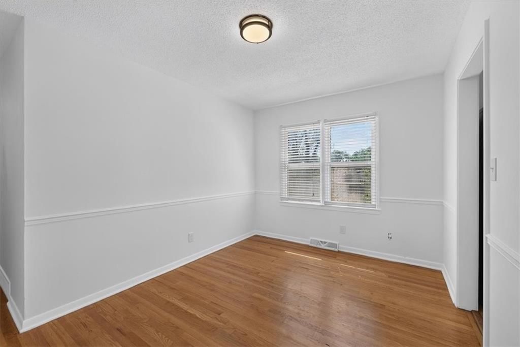 5913 W 101st Place — photo 8