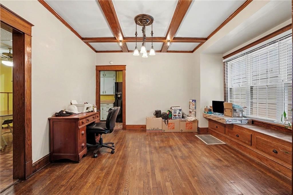 339 Spruce Avenue — photo 9