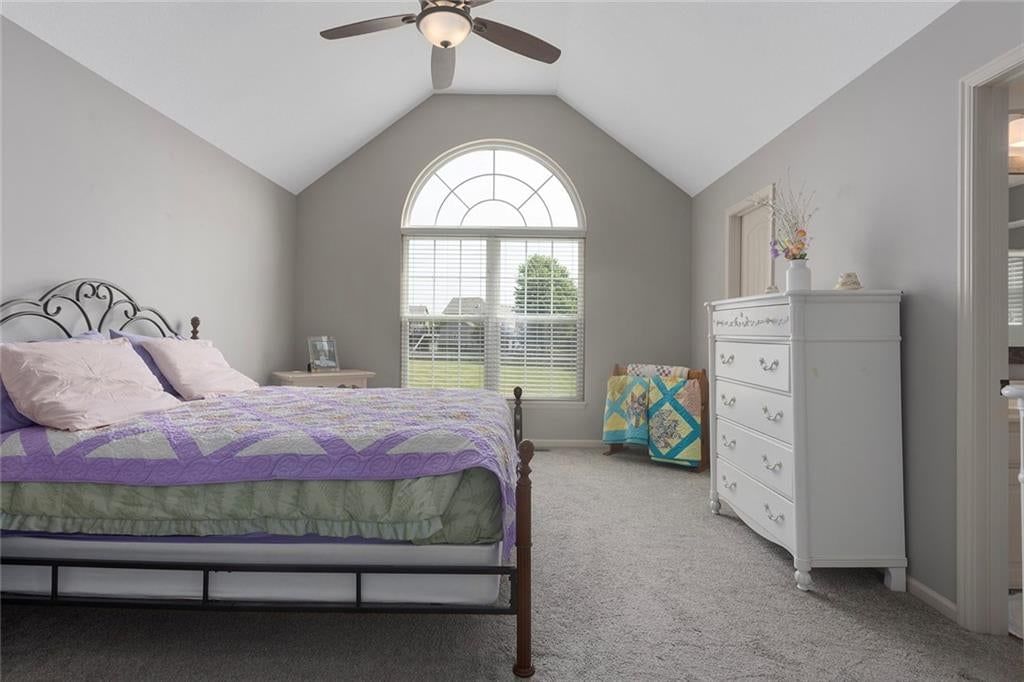 10904 N Manchester Avenue — photo 15