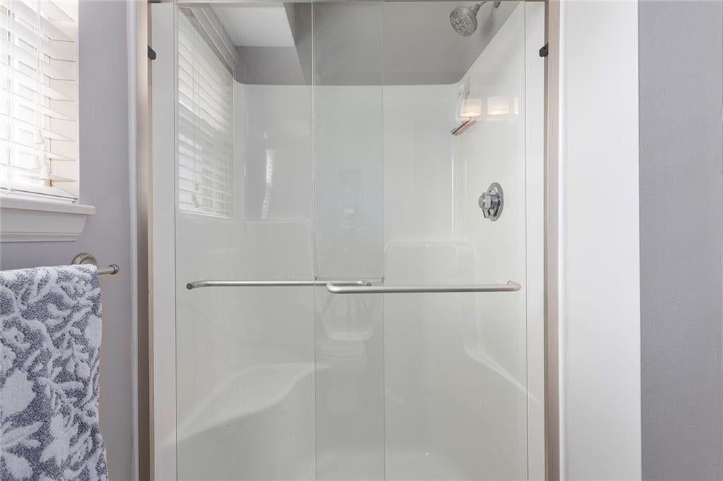 10904 N Manchester Avenue — photo 20