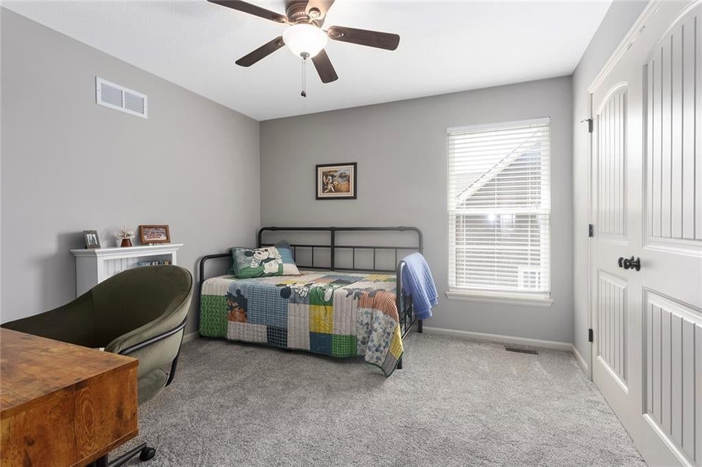 10904 N Manchester Avenue — photo 22