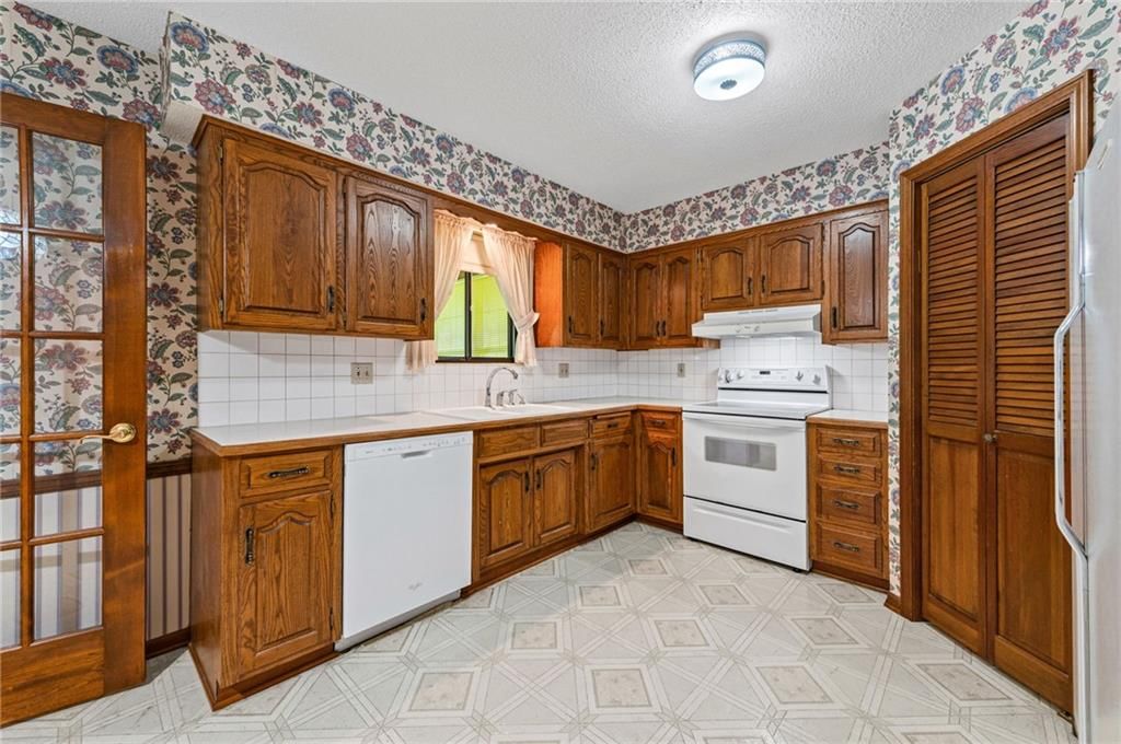 4924 Welborn Lane — photo 10