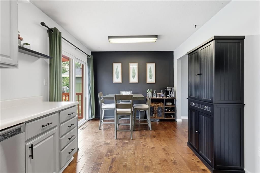 1729 W Normandy Drive — photo 20