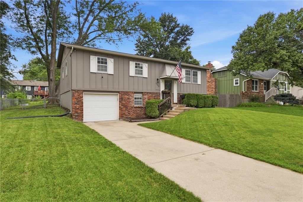 1729 W Normandy Drive — photo 28