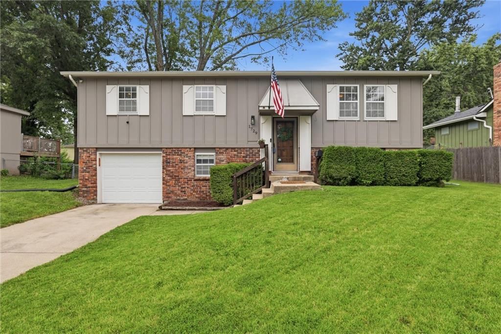 1729 W Normandy Drive — photo 31