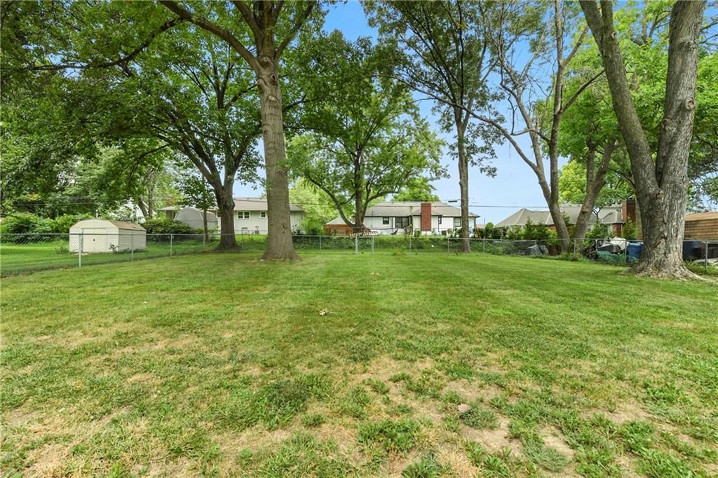 9900 E 77th Street — photo 29