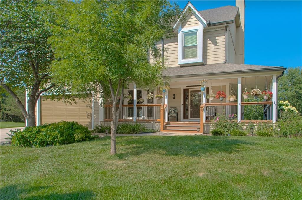 2250 SW Forestpark Place — photo 1