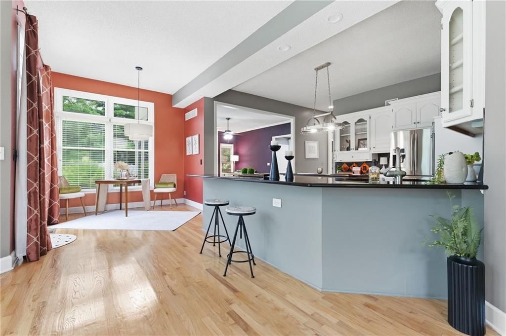 2250 SW Forestpark Place — photo 8