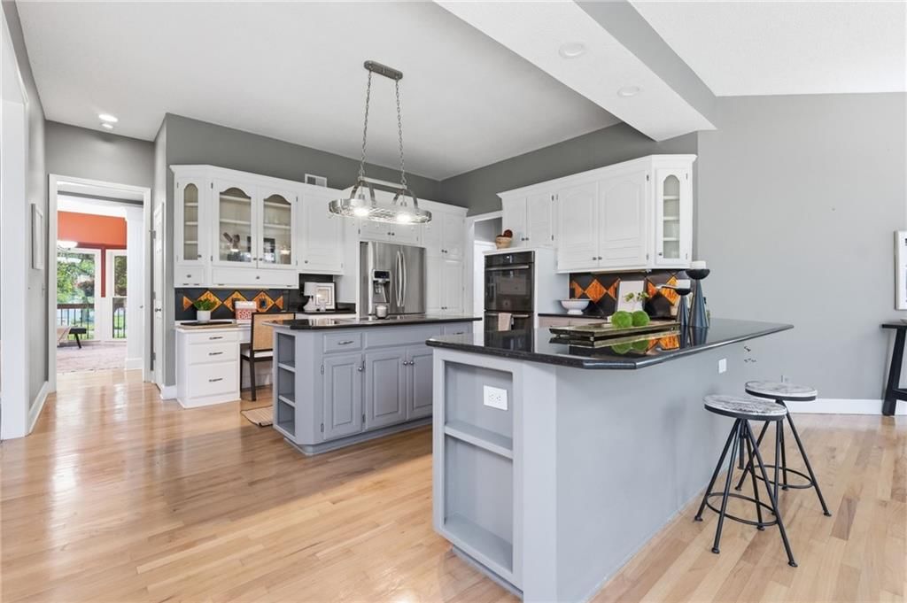 2250 SW Forestpark Place — photo 9