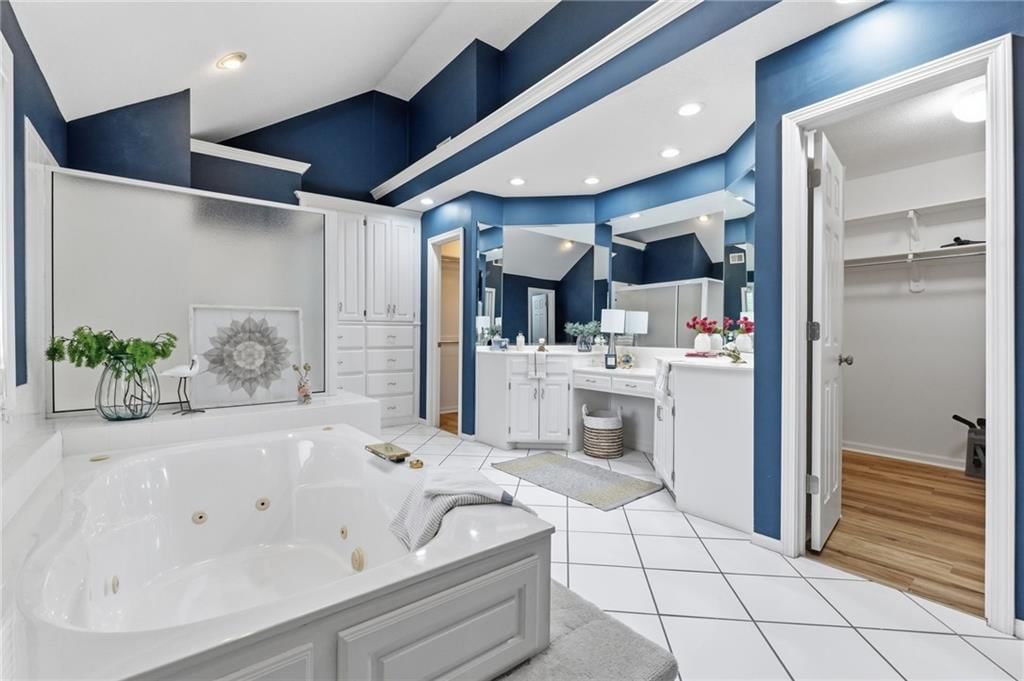 2250 SW Forestpark Place — photo 16