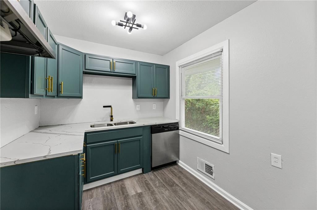 4516 Jackson Avenue — photo 13