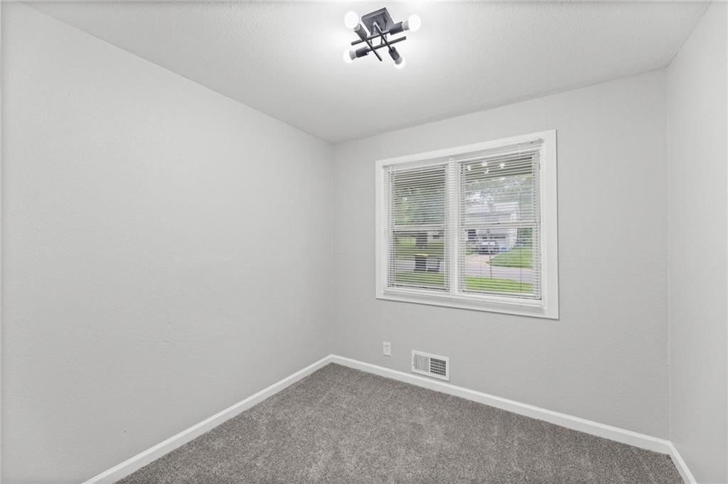 4516 Jackson Avenue — photo 15