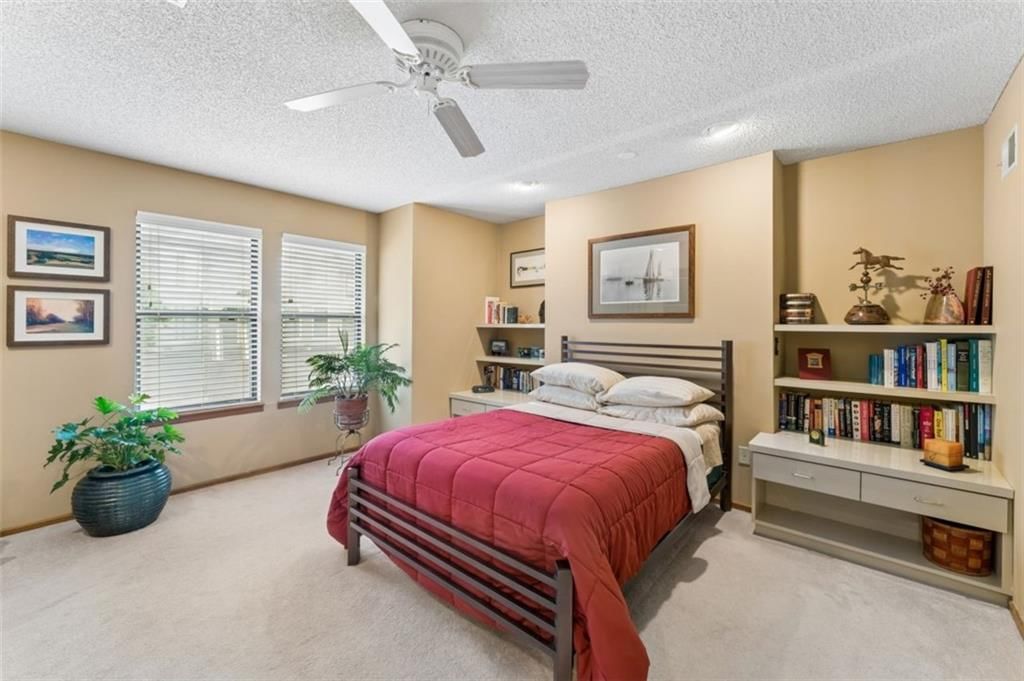 5124 W 62nd Street — photo 14