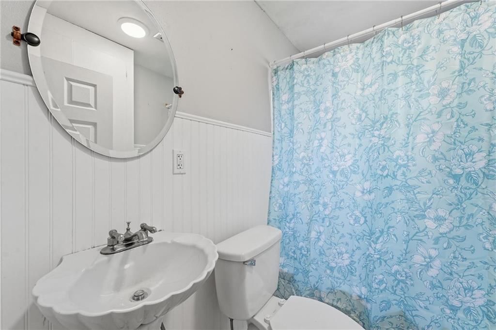 812 Cedar Street — photo 16