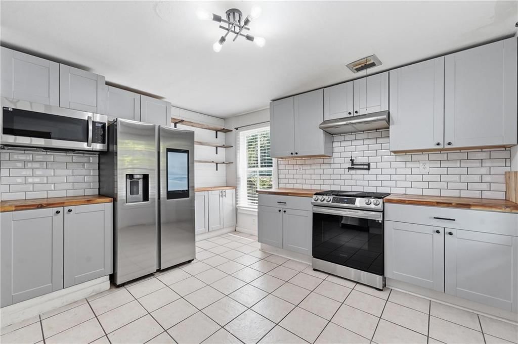 812 Cedar Street — photo 17