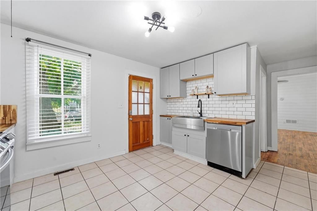 812 Cedar Street — photo 22