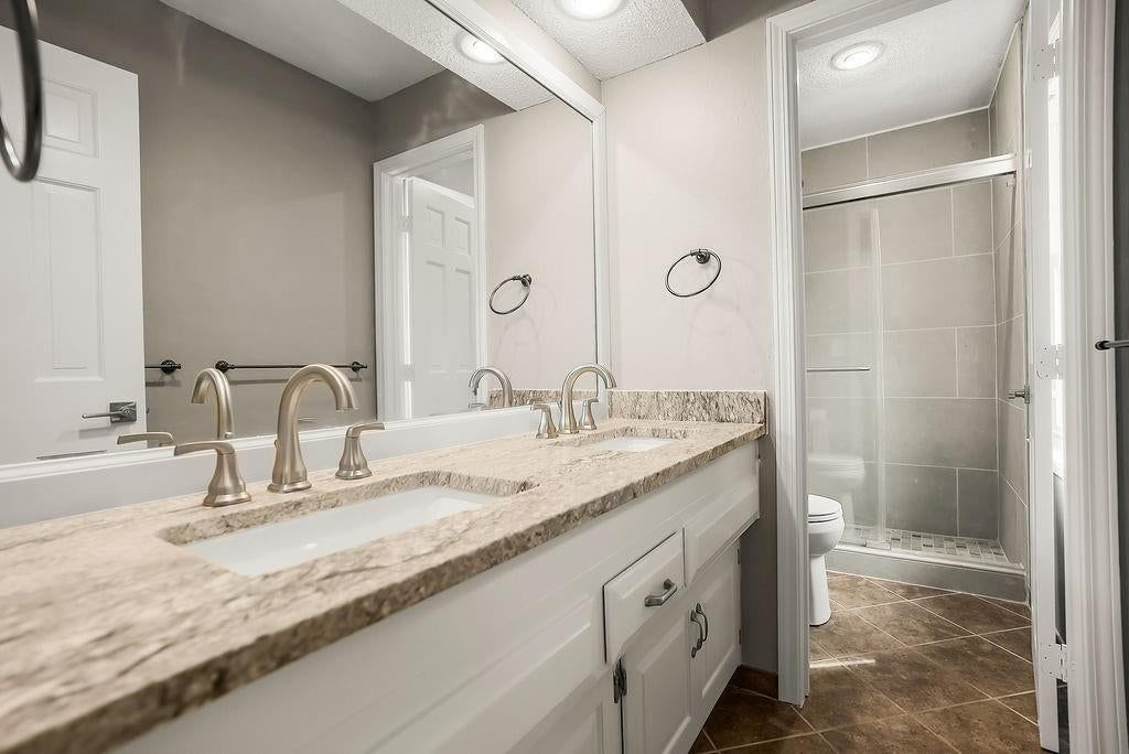 10740 W 115th Street — photo 18