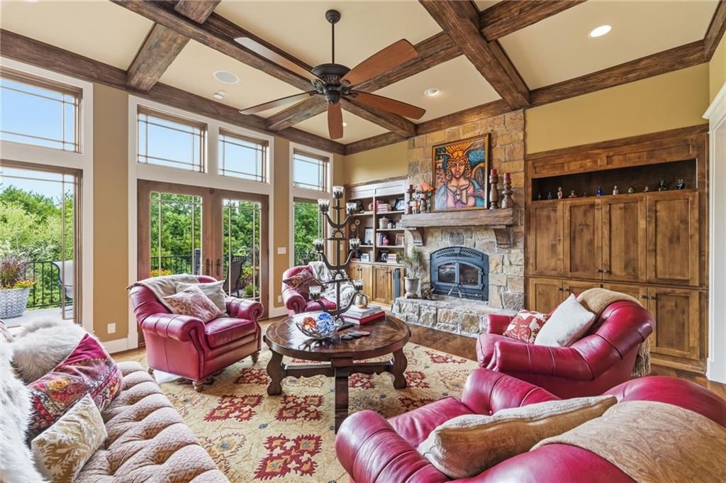 7435 Deer Ridge Drive — photo 3