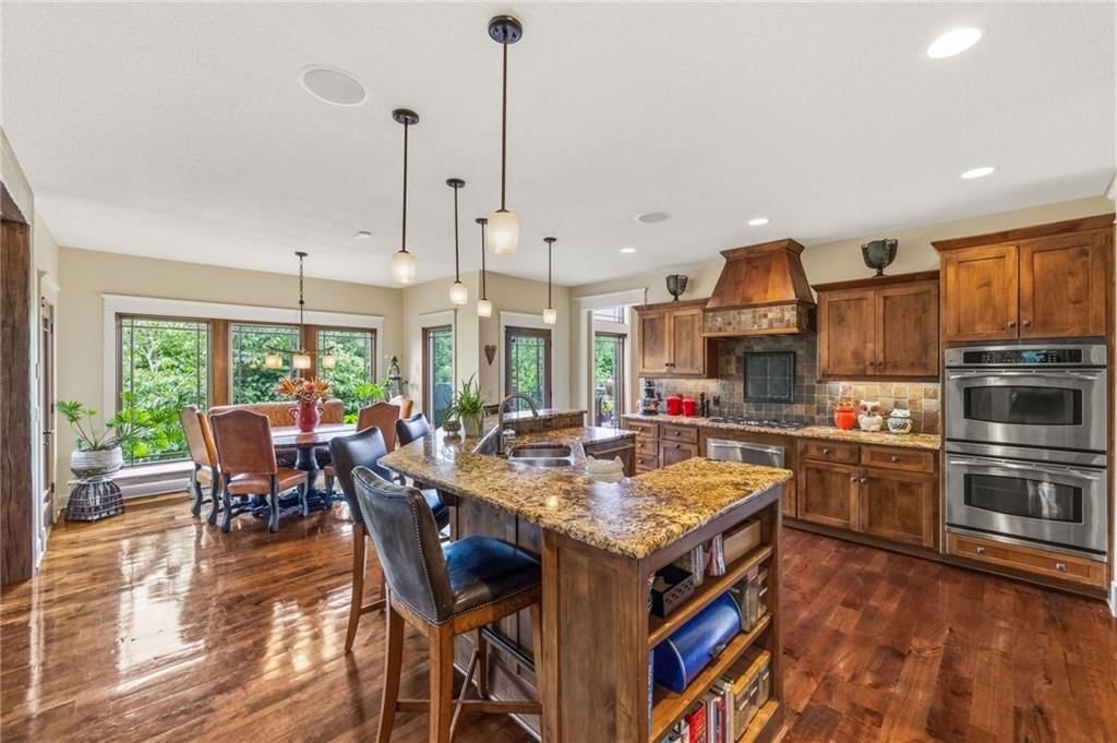 7435 Deer Ridge Drive — photo 4
