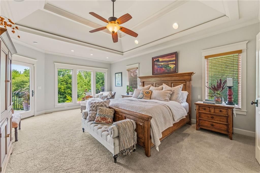 7435 Deer Ridge Drive — photo 9