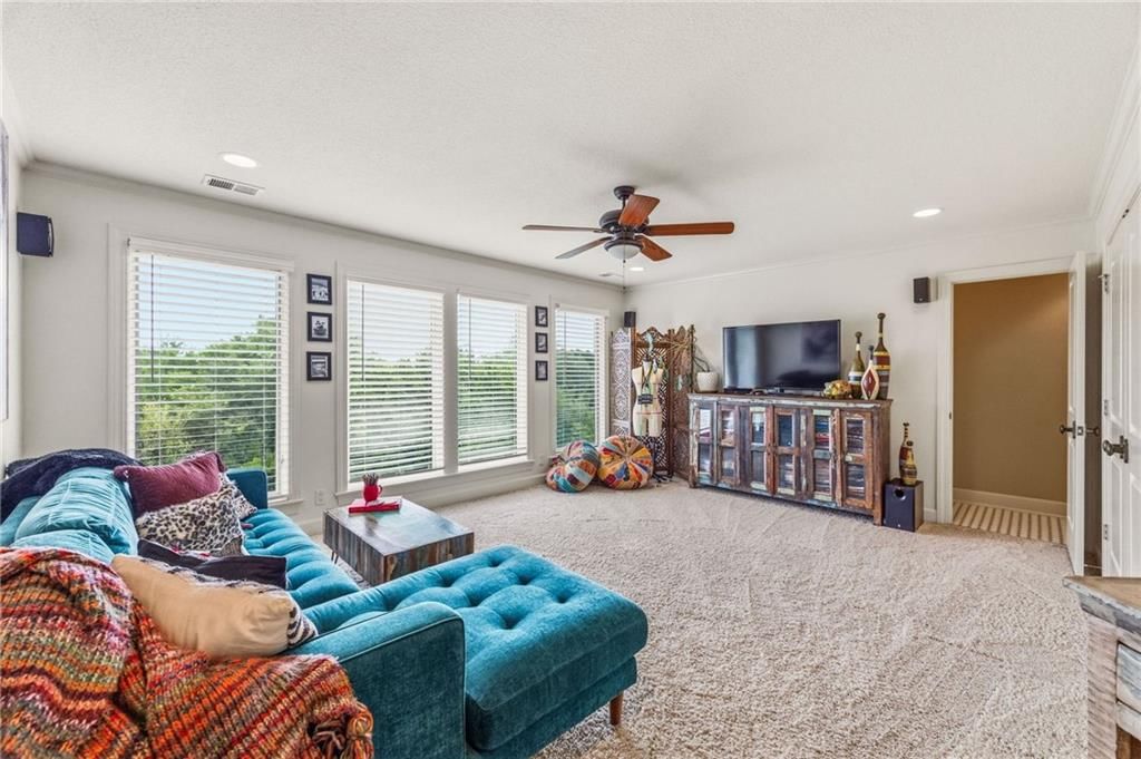 7435 Deer Ridge Drive — photo 13