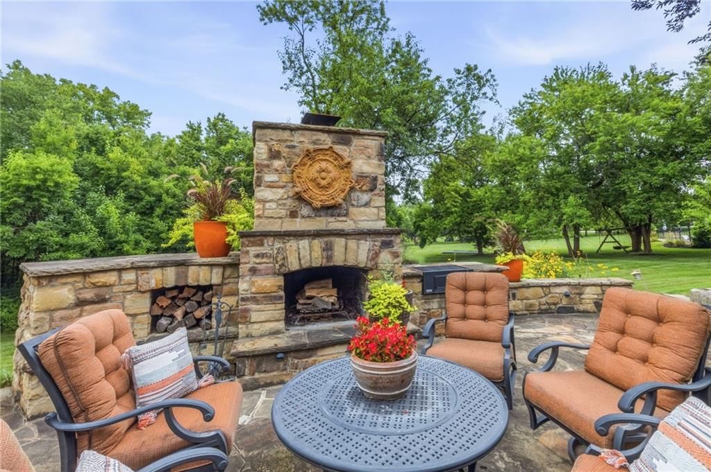 7435 Deer Ridge Drive — photo 32