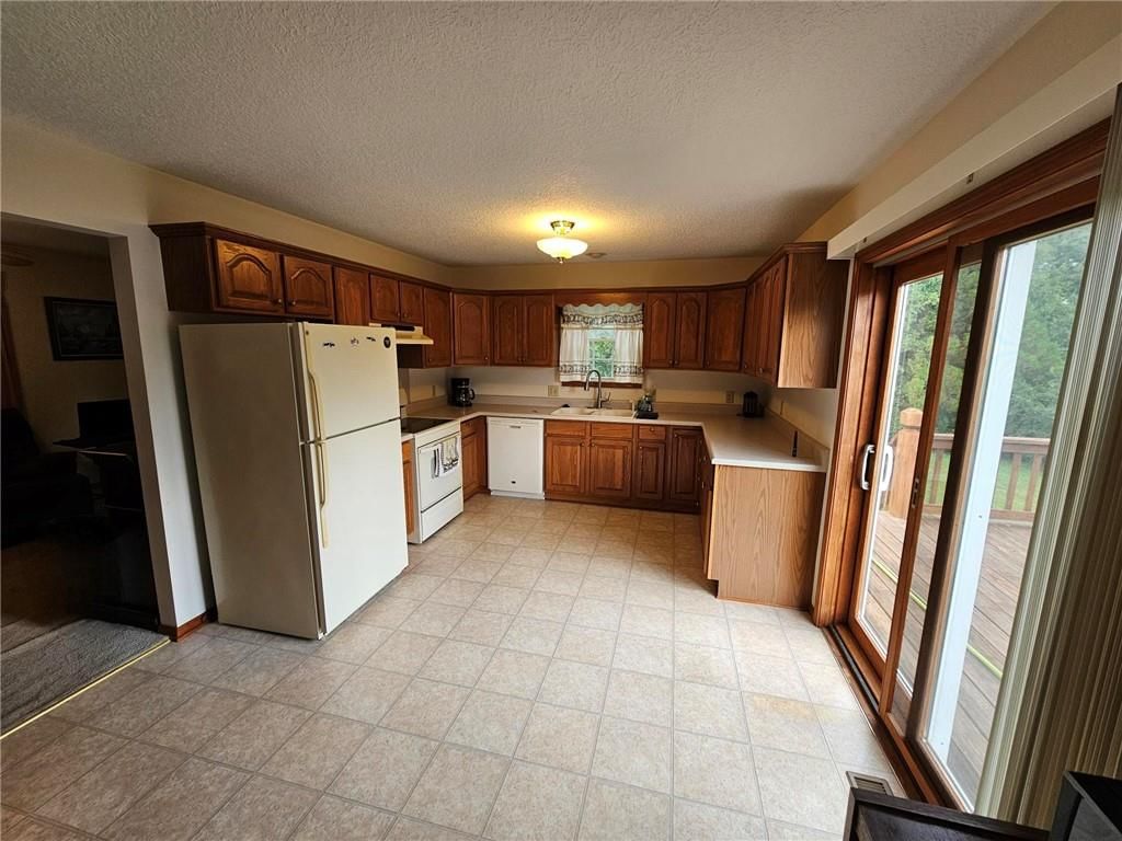 9807 SW State Route Jj Highway — photo 17