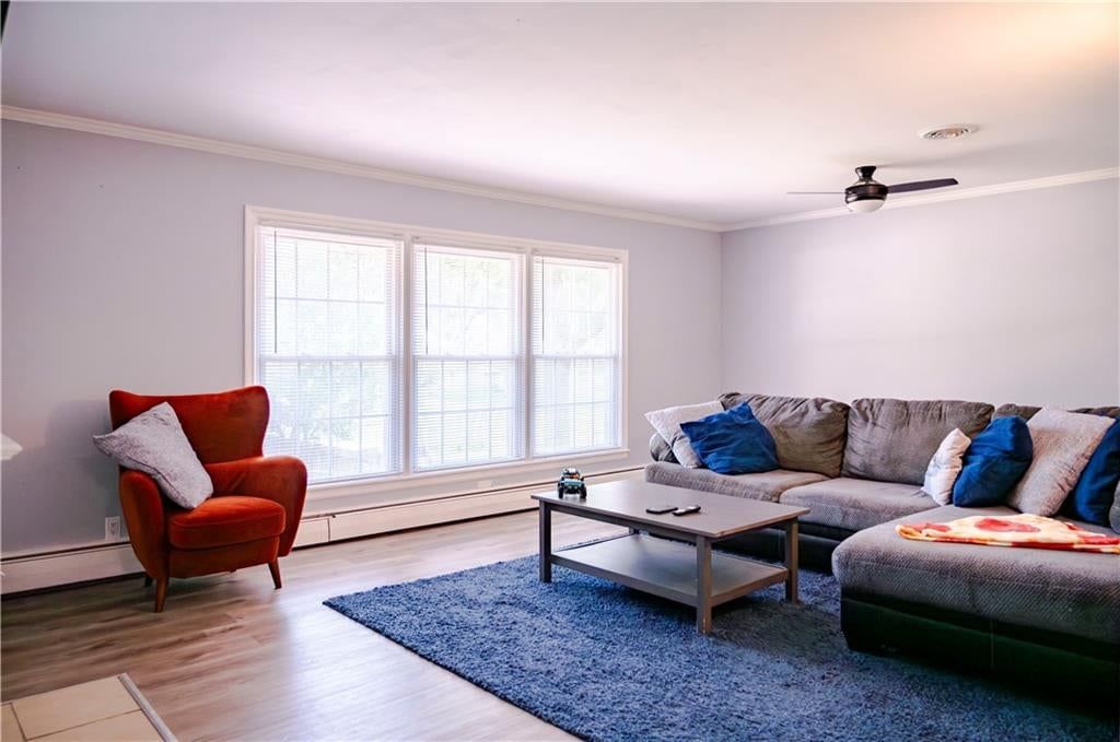 600 E Linwood Terrace — photo 4