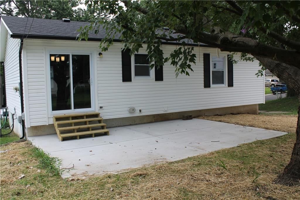 1604 N Emery Street — photo 2