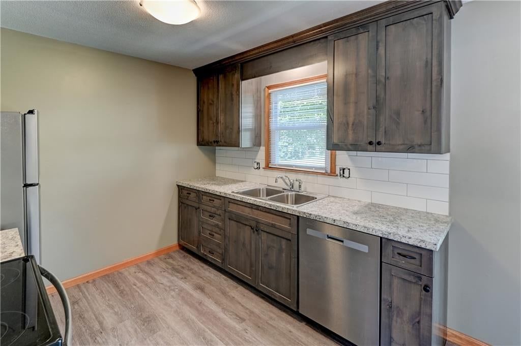 1604 N Emery Street — photo 9